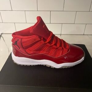 Kids Jordan Retro 11 Size 13c.